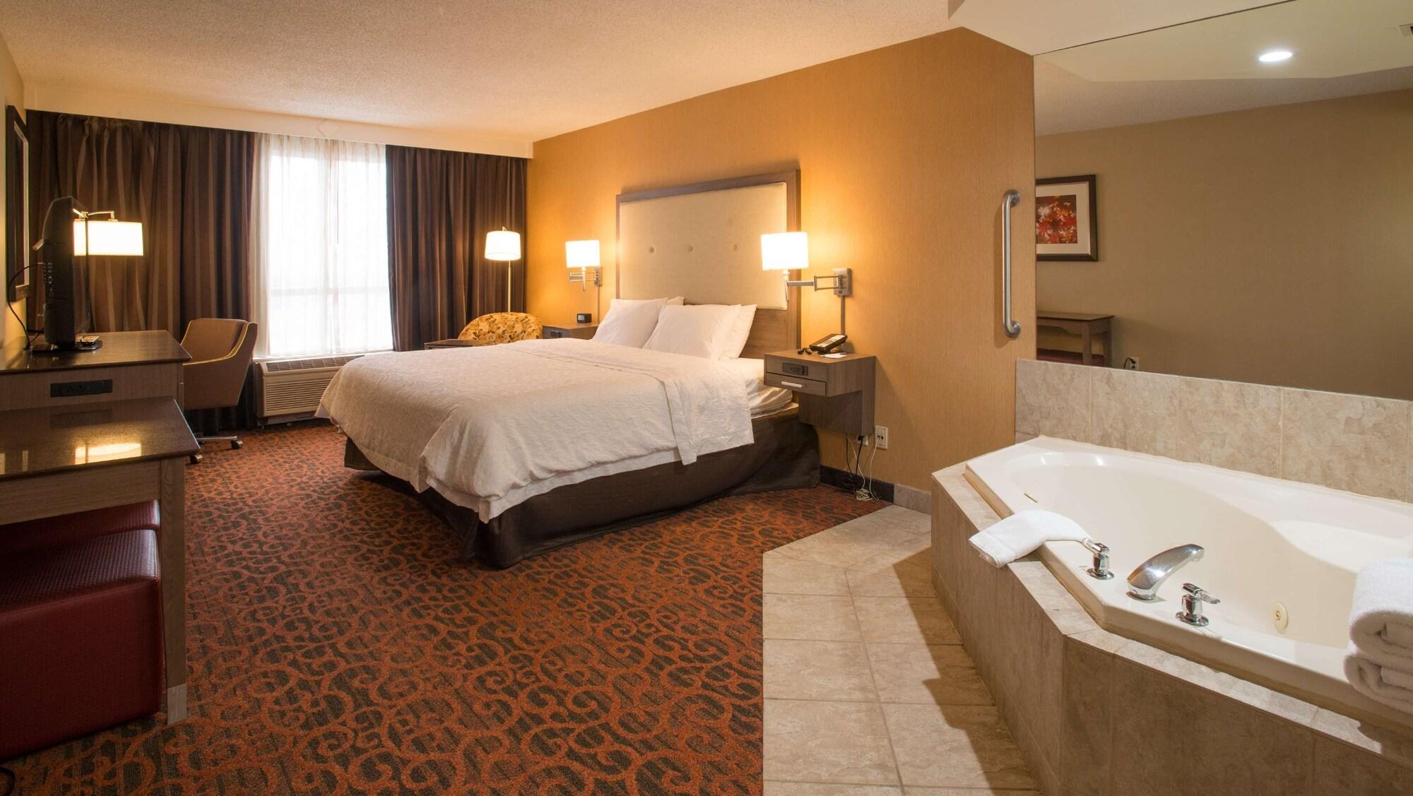 Hampton Inn Toronto-Mississauga West מראה חיצוני תמונה