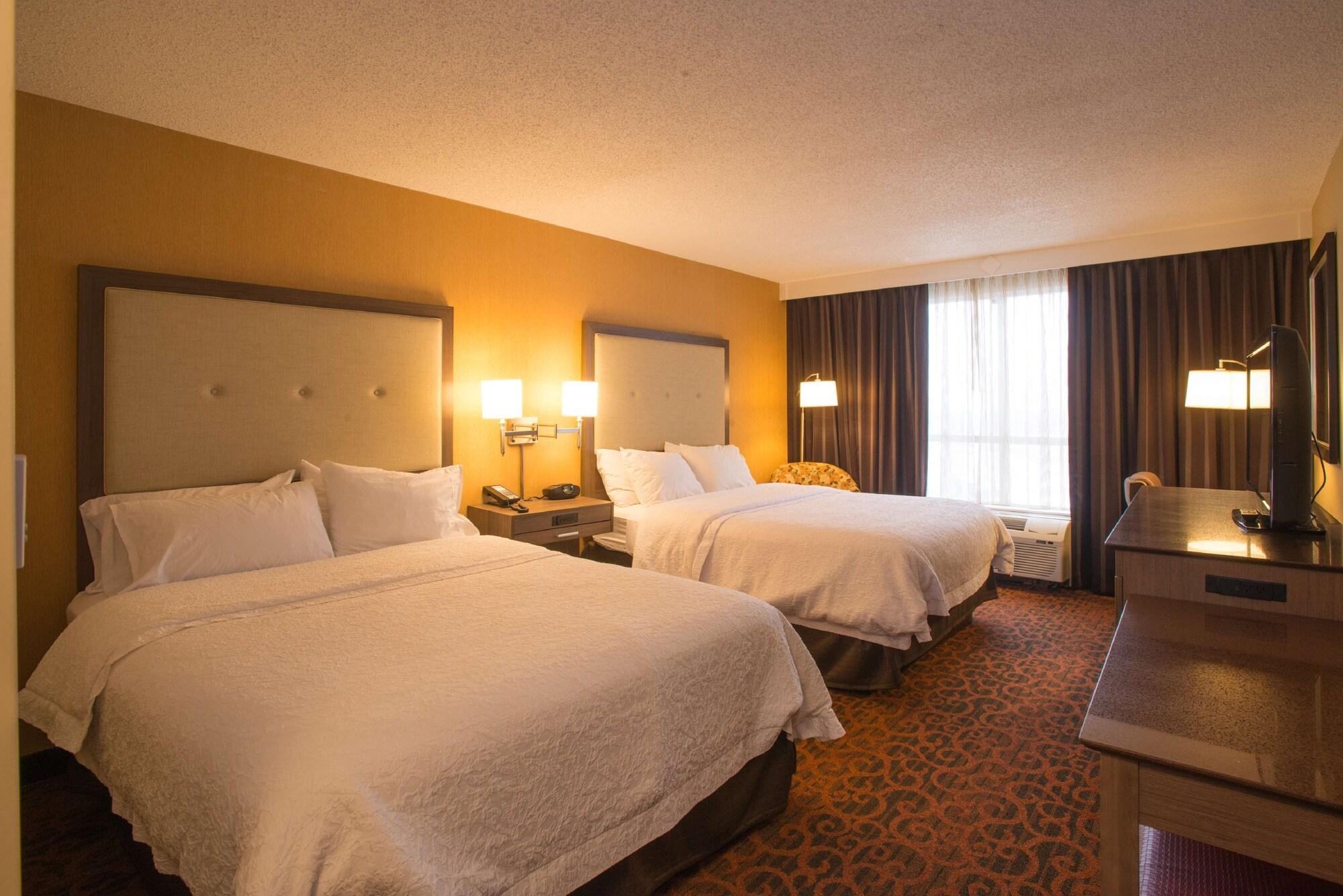 Hampton Inn Toronto-Mississauga West מראה חיצוני תמונה