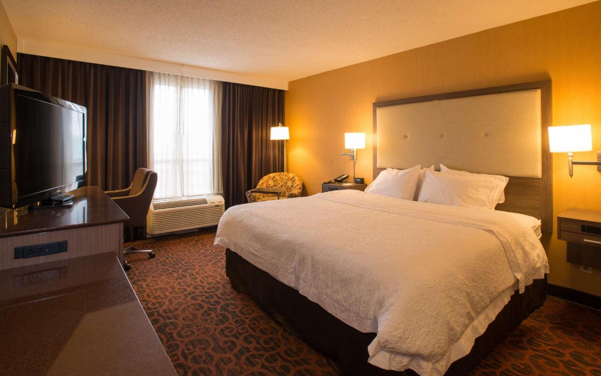 Hampton Inn Toronto-Mississauga West מראה חיצוני תמונה