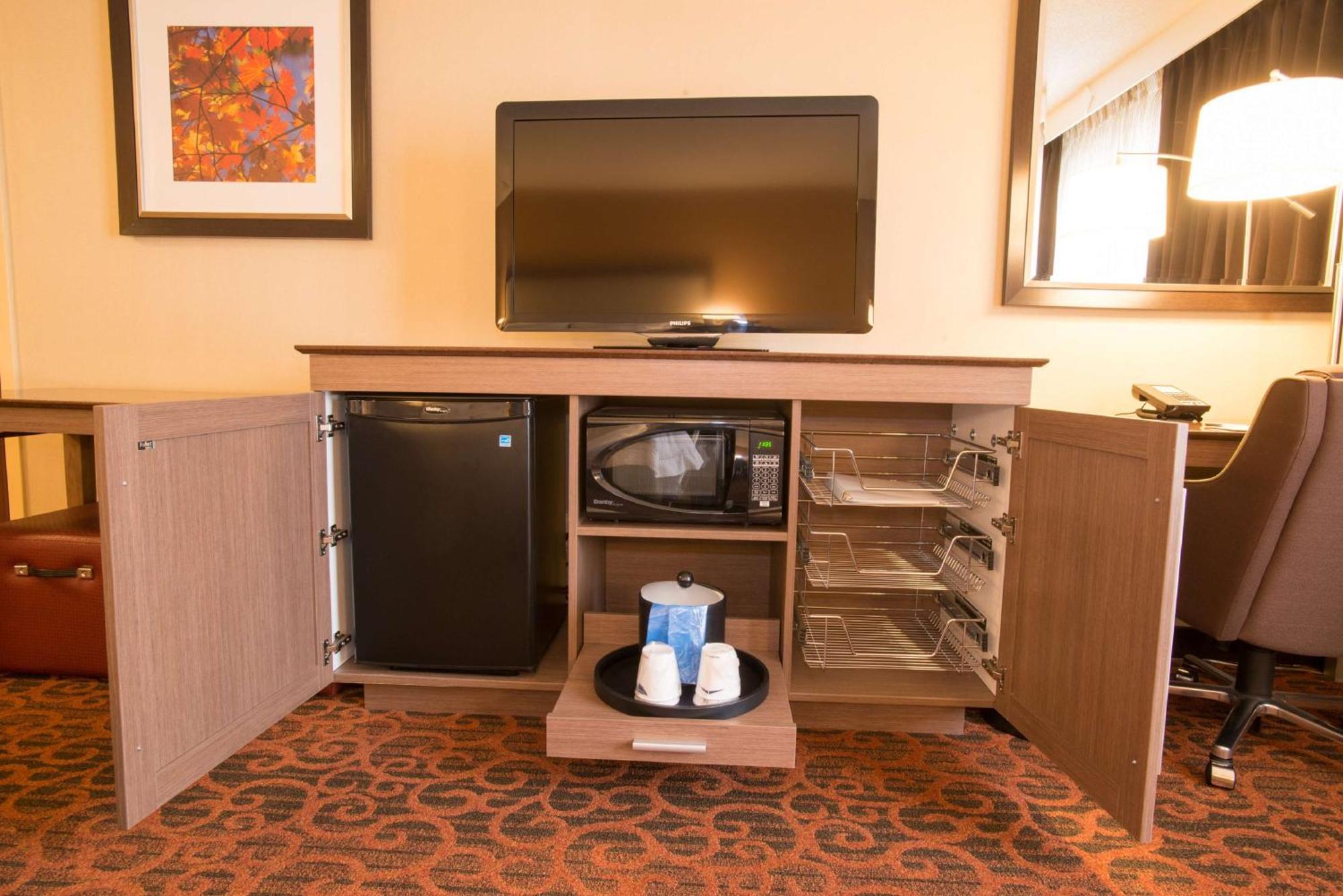 Hampton Inn Toronto-Mississauga West מראה חיצוני תמונה